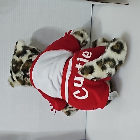 Build-a-bear Wwf Snow Leopard w/outfit - Picture 2 of 3